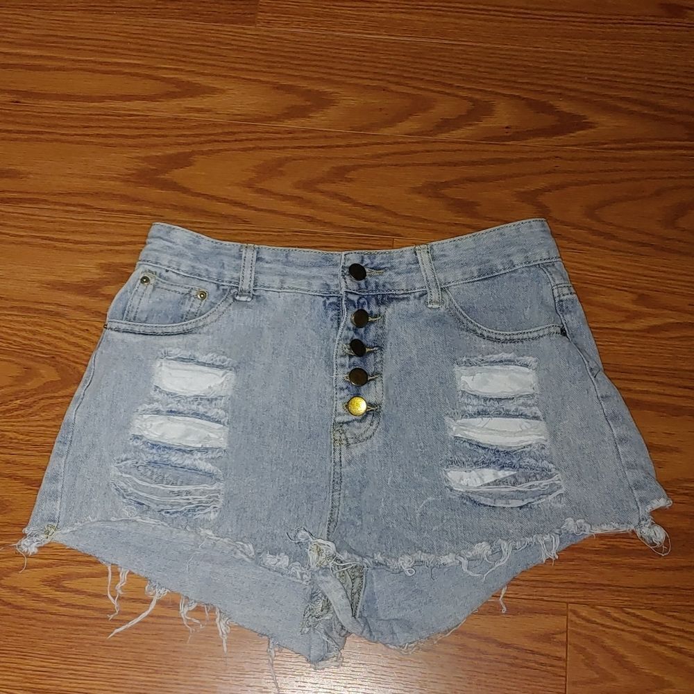 Shein Distressed button fly  jean shorts Sz M  NWOT